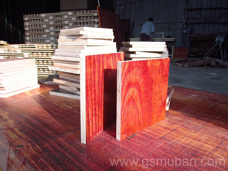 1.83*91.5規格的建筑木模板多少錢? 1.83*91.5規格的建筑木模板多少錢?